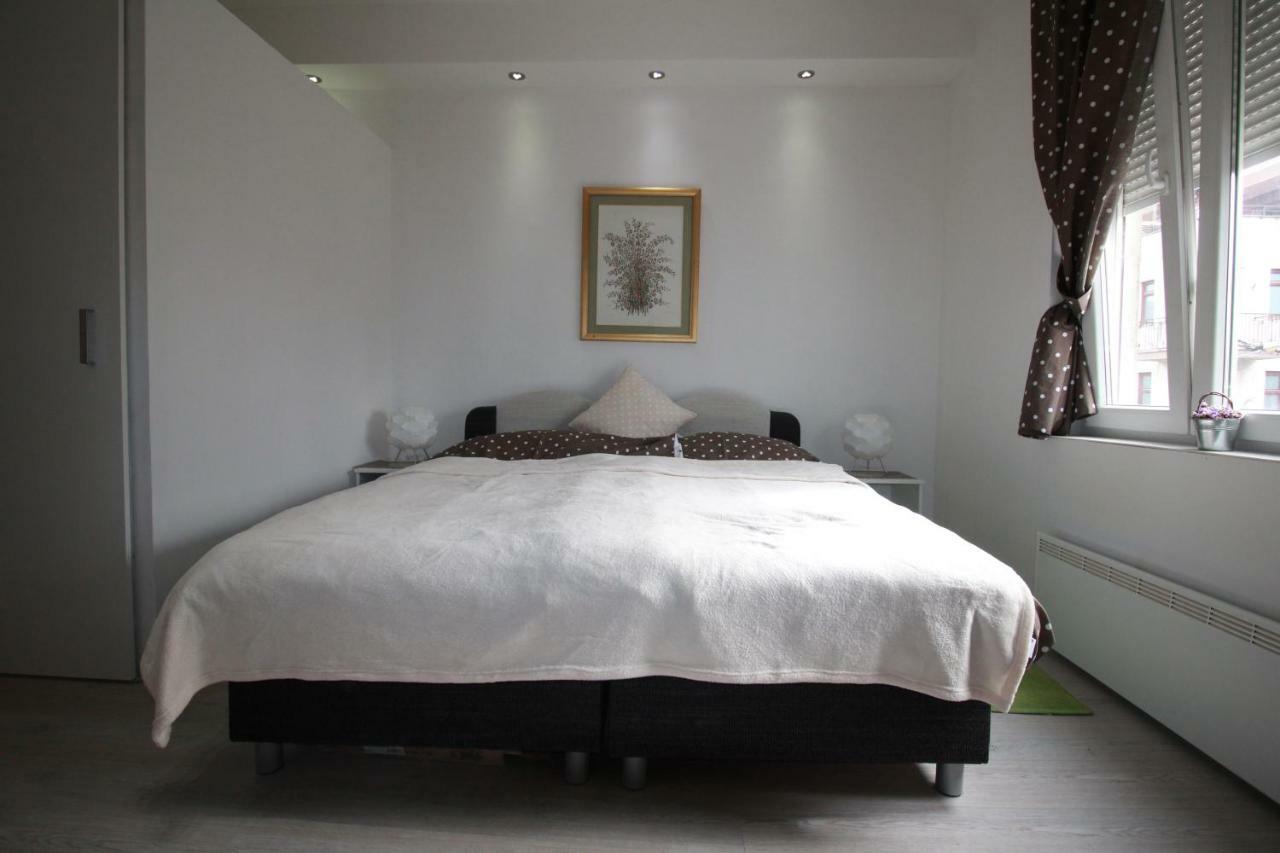Rooms & Apartment Tea Zagreb Exterior foto